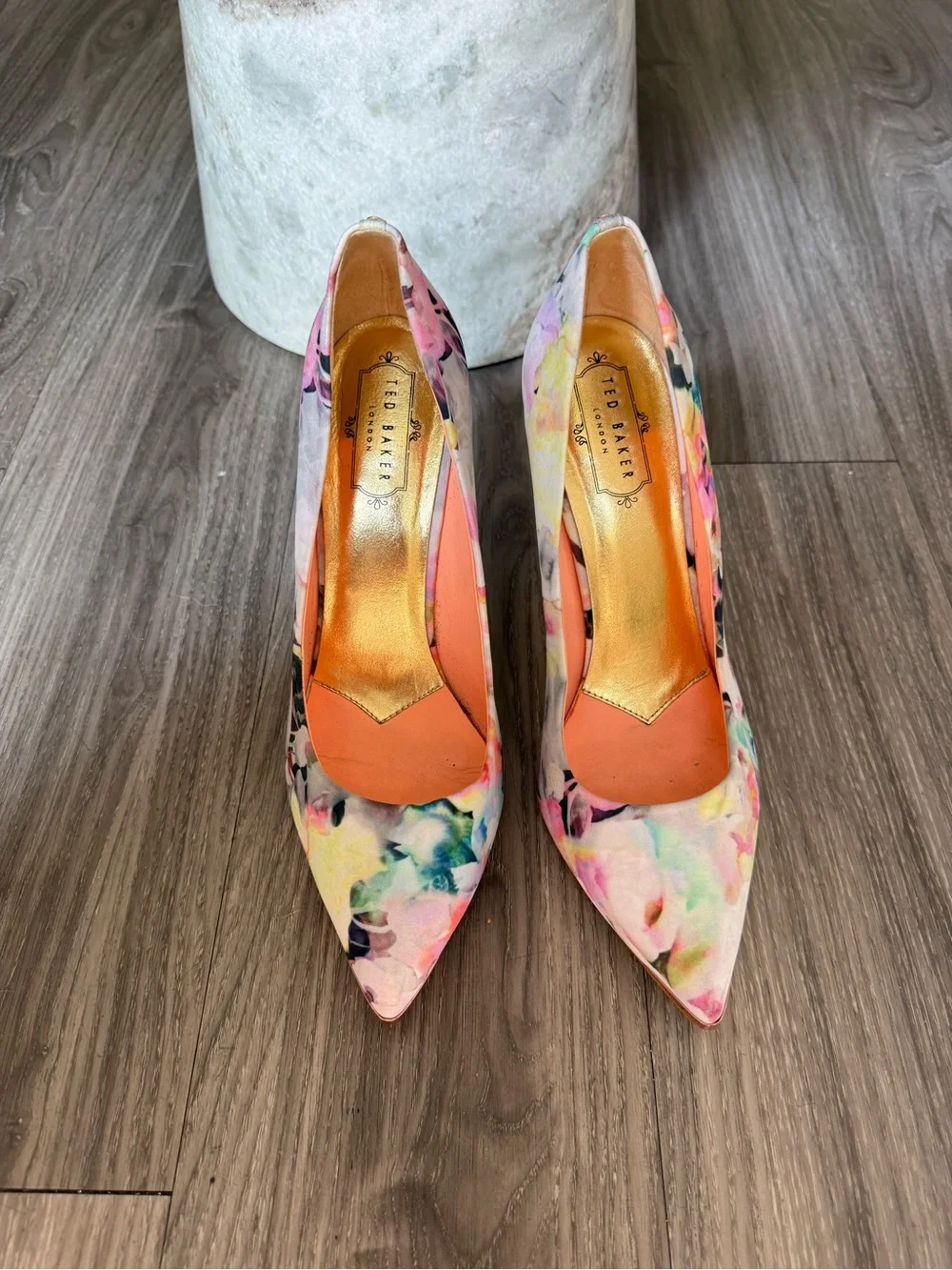 Ted Baker London Floral Watercolor Pointed Toe Stiletto Pumps Heels Size US 10